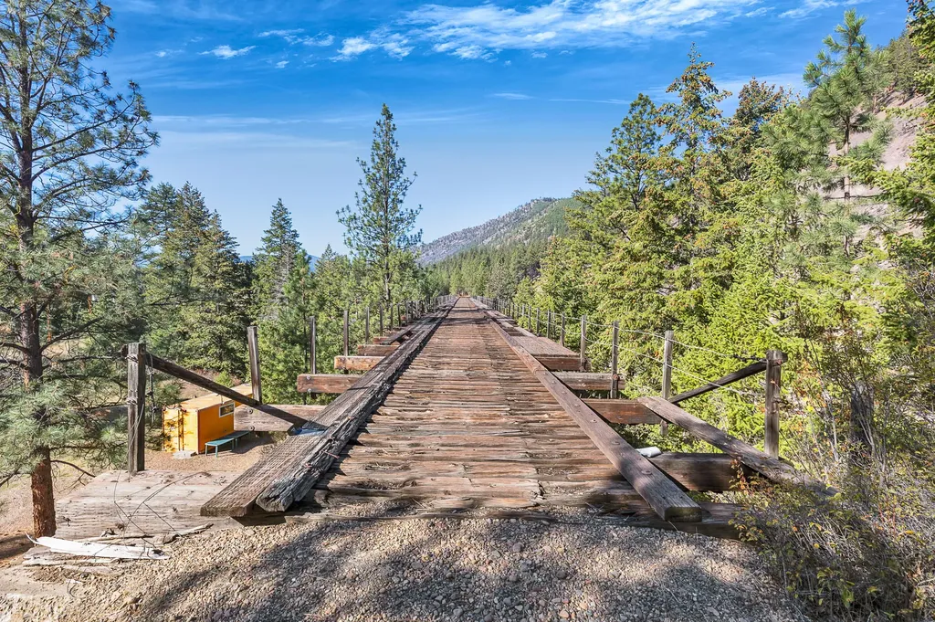 4016 Old Highway 10 W Alberton MT 59820