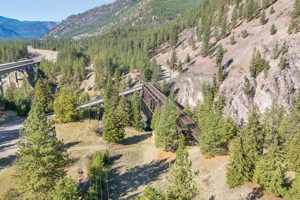4016 Old Highway 10 W Alberton MT 59820