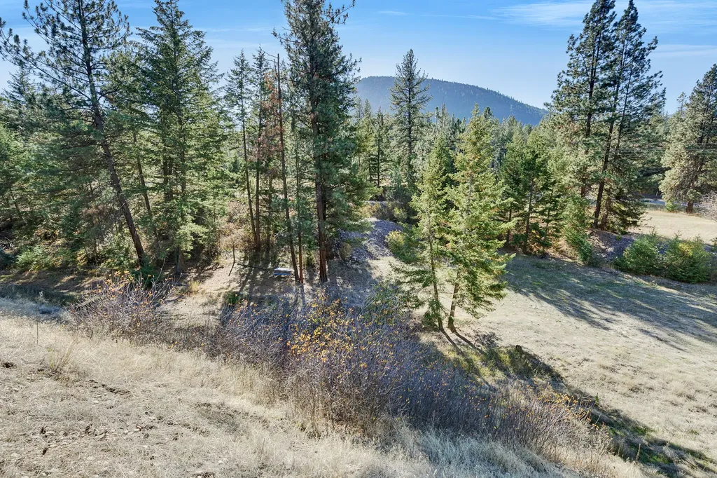 4016 Old Highway 10 W Alberton MT 59820