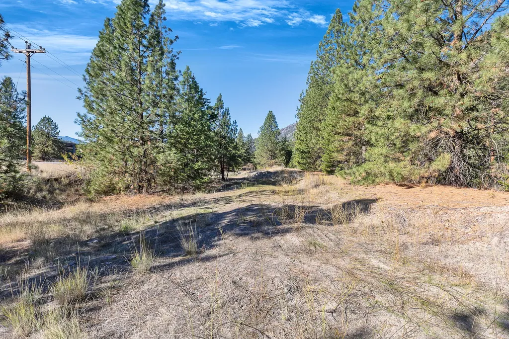 4016 Old Highway 10 W Alberton MT 59820