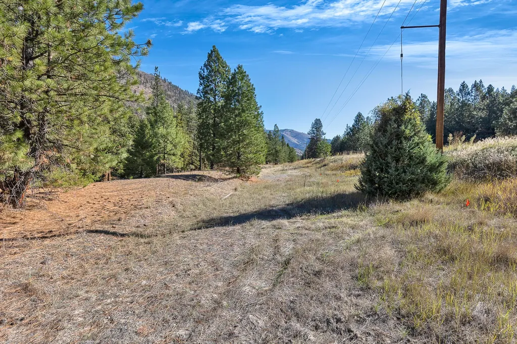 4016 Old Highway 10 W Alberton MT 59820