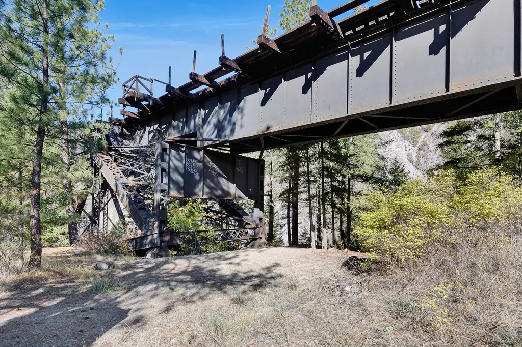 4016 Old Highway 10 W Alberton MT 59820