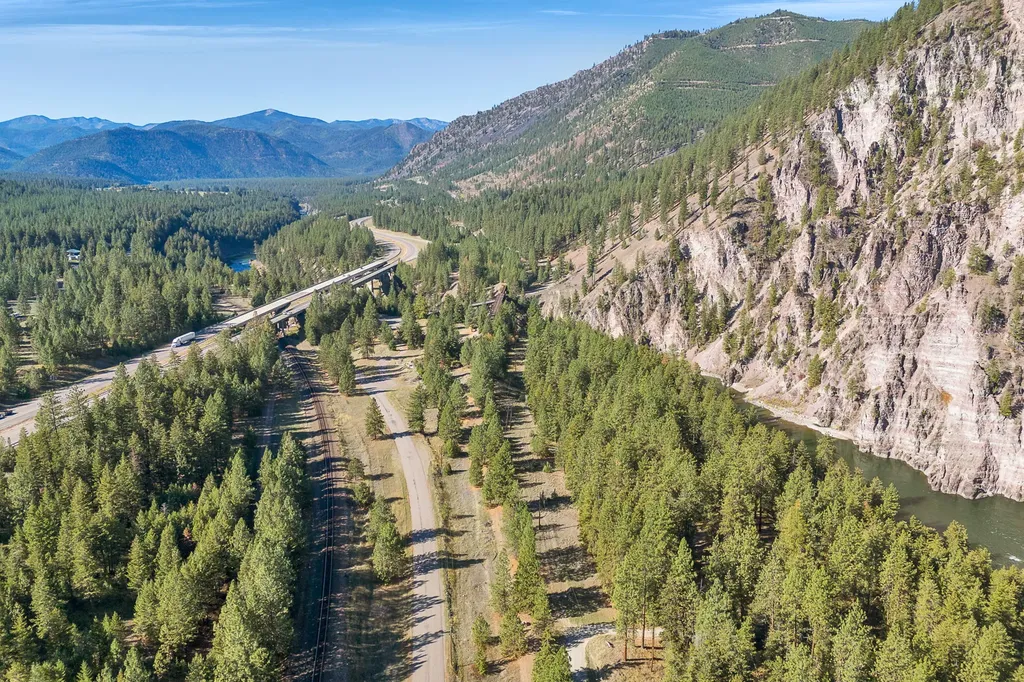 4016 Old Highway 10 W Alberton MT 59820