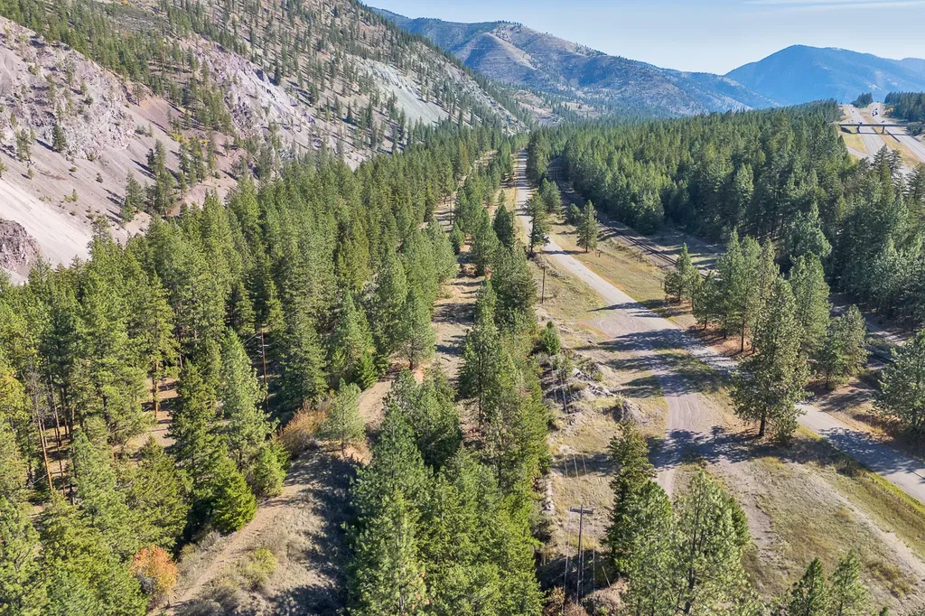 4016 Old Highway 10 W Alberton MT 59820