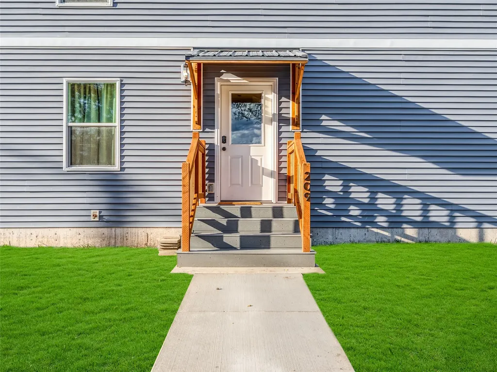 209 12th Street W Kalispell MT 59901