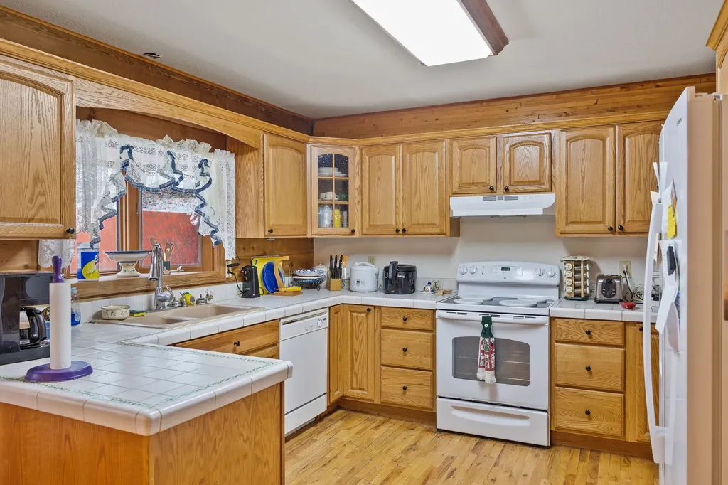 945 Truman Creek Road Kila MT 59920