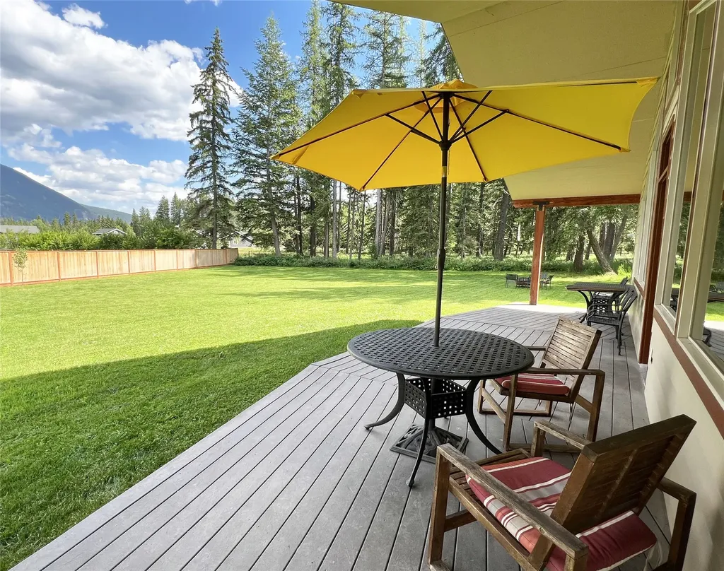 183 Middle View Trail S Columbia Falls MT 59912