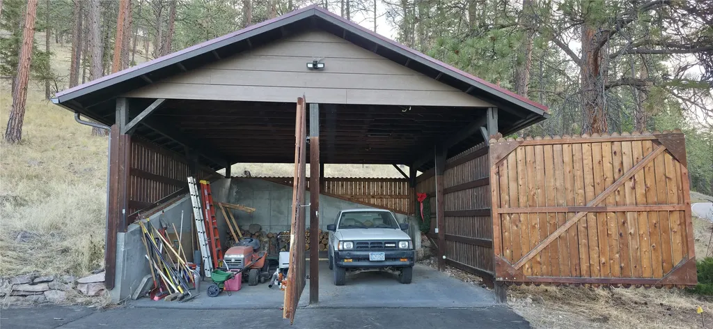 325 Big Flat Road Missoula MT 59804