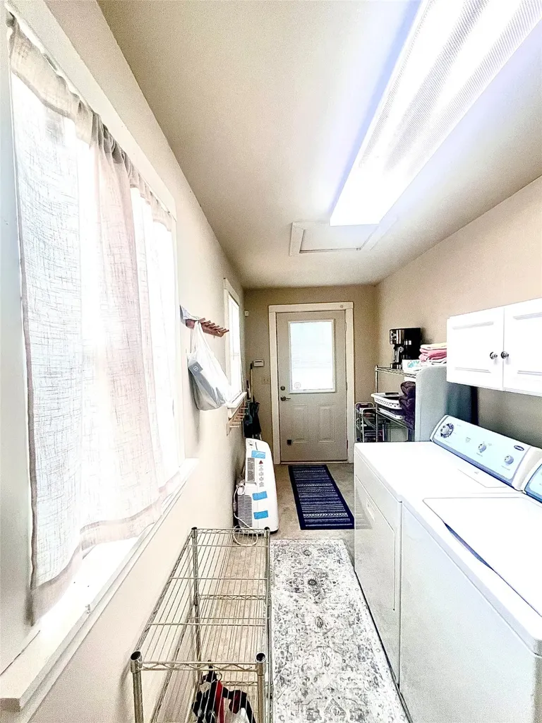 806 4th Street W Polson MT 59860