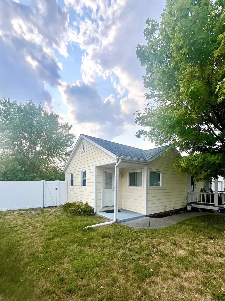 806 4th Street W Polson MT 59860