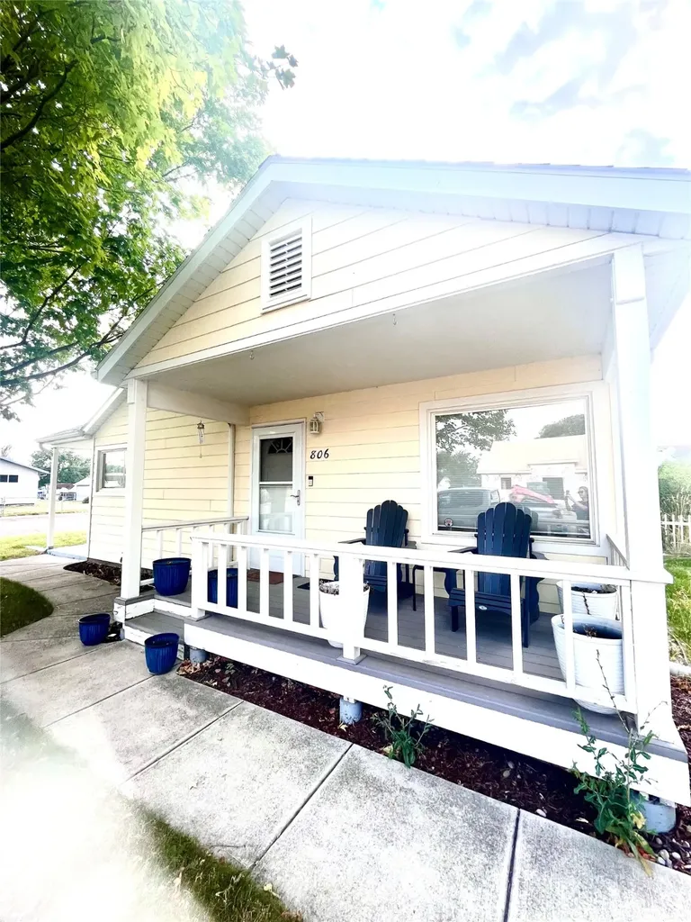 806 4th Street W Polson MT 59860