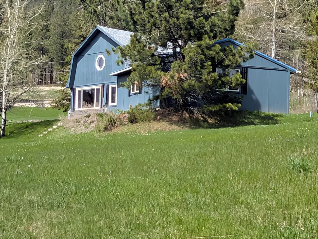 47 Dav Loop Road Monarch MT 59463