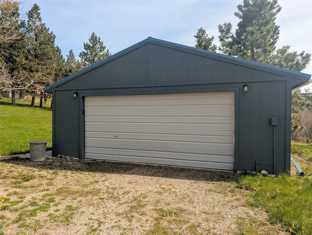 47 Dav Loop Road Monarch MT 59463