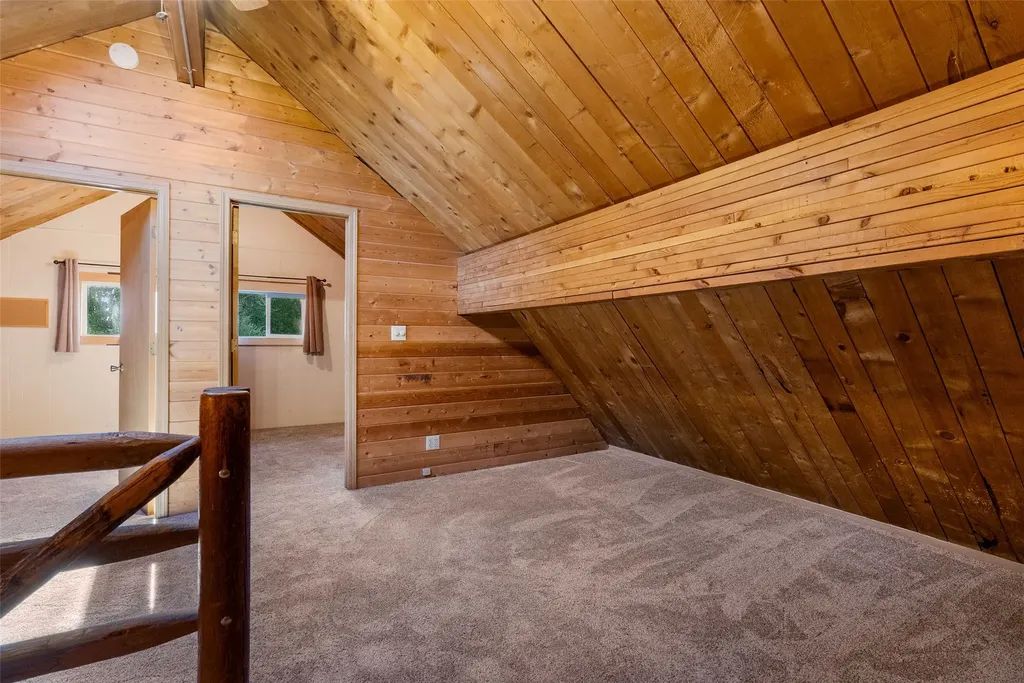 297 Pistol Lane Victor MT 59875