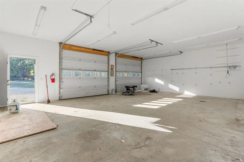 297 Pistol Lane Victor MT 59875