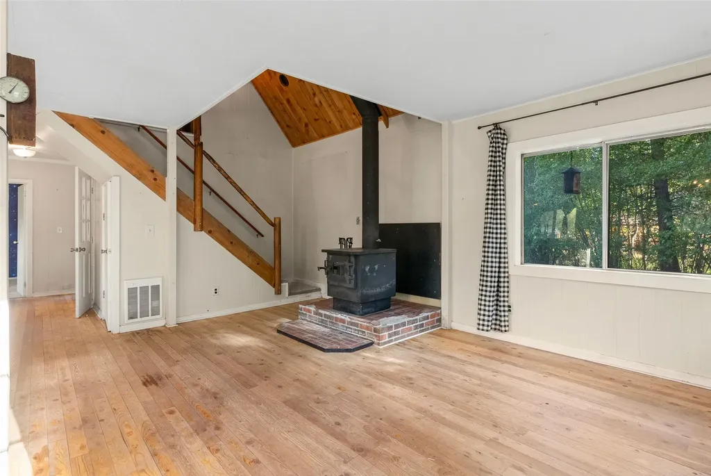 297 Pistol Lane Victor MT 59875