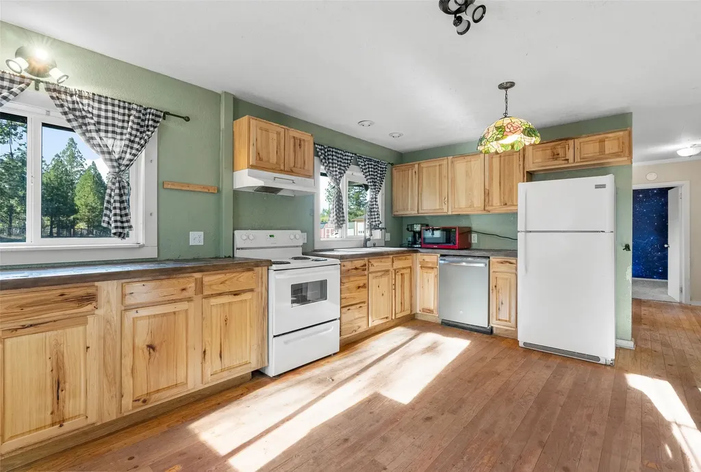 297 Pistol Lane Victor MT 59875