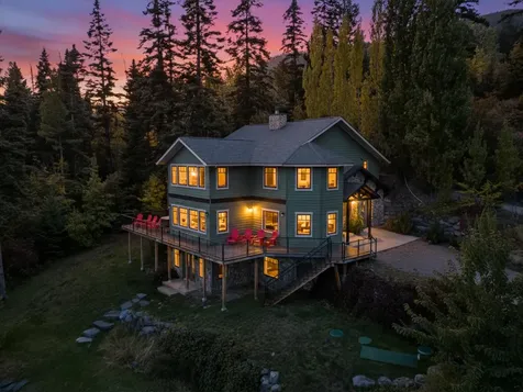 19571 Mount Highway 35 Bigfork MT 59911