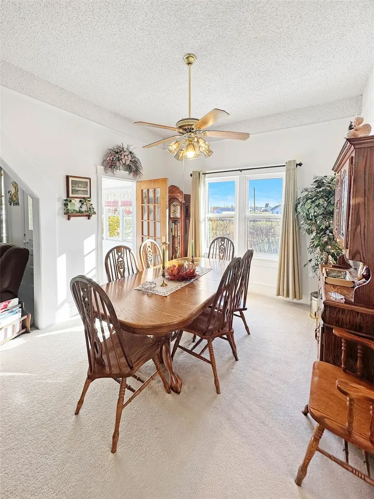 19 1st Street W Kevin MT 59454