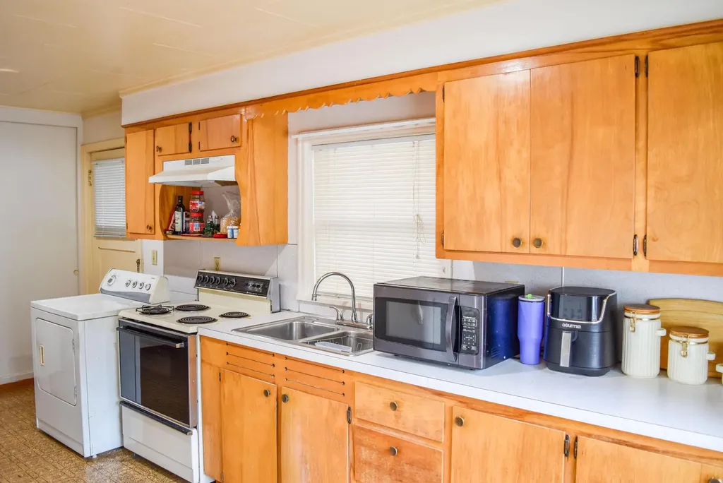 418 & 418 1/2 Buchanan Street SW Ronan MT 59864