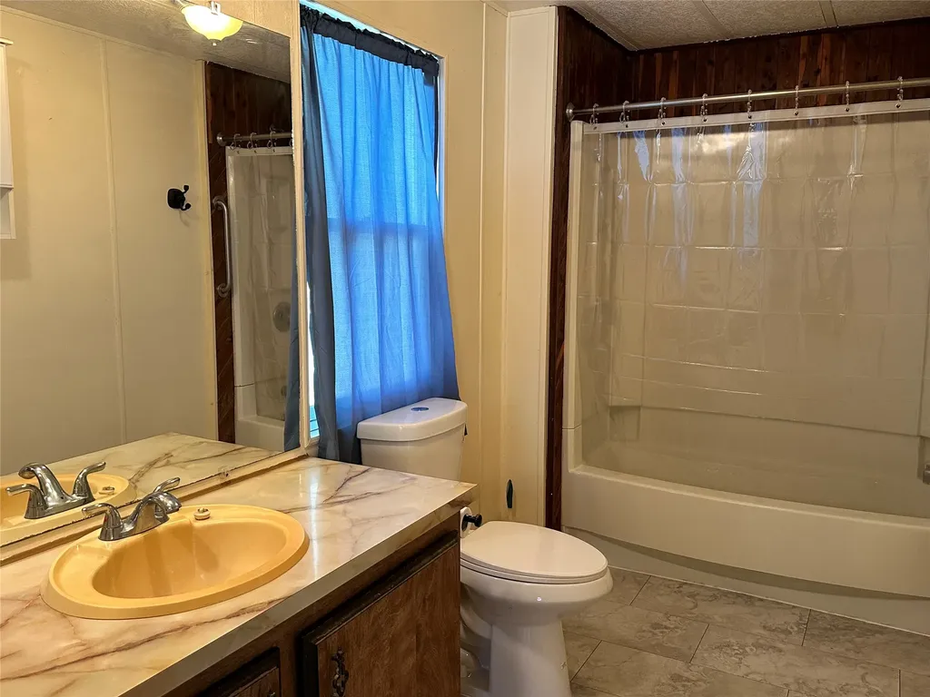 104 Graceland Drive Plains MT 59859