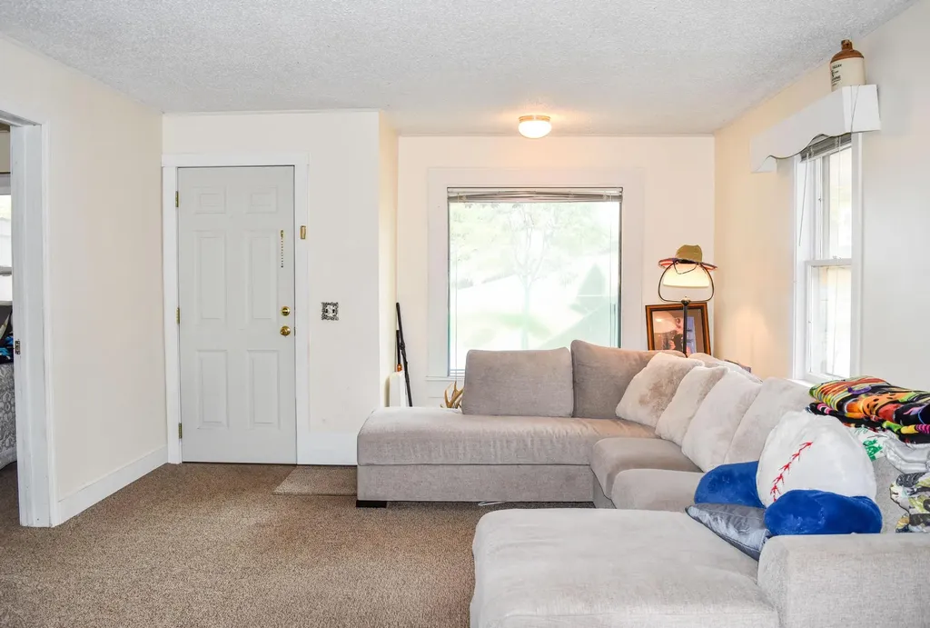 414 /418 Buchanan Street SW Ronan MT 59864