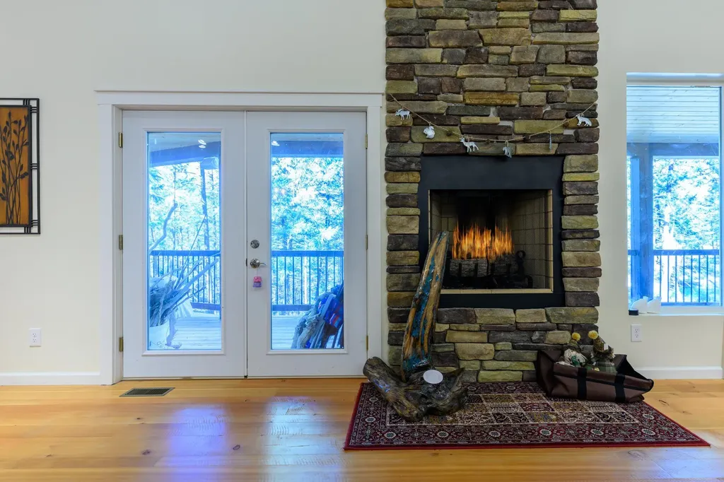 209 Solitude Lane Rexford MT 59930