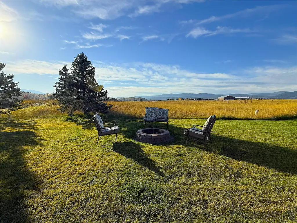 210 Kingfisher Loop Eureka MT 59917