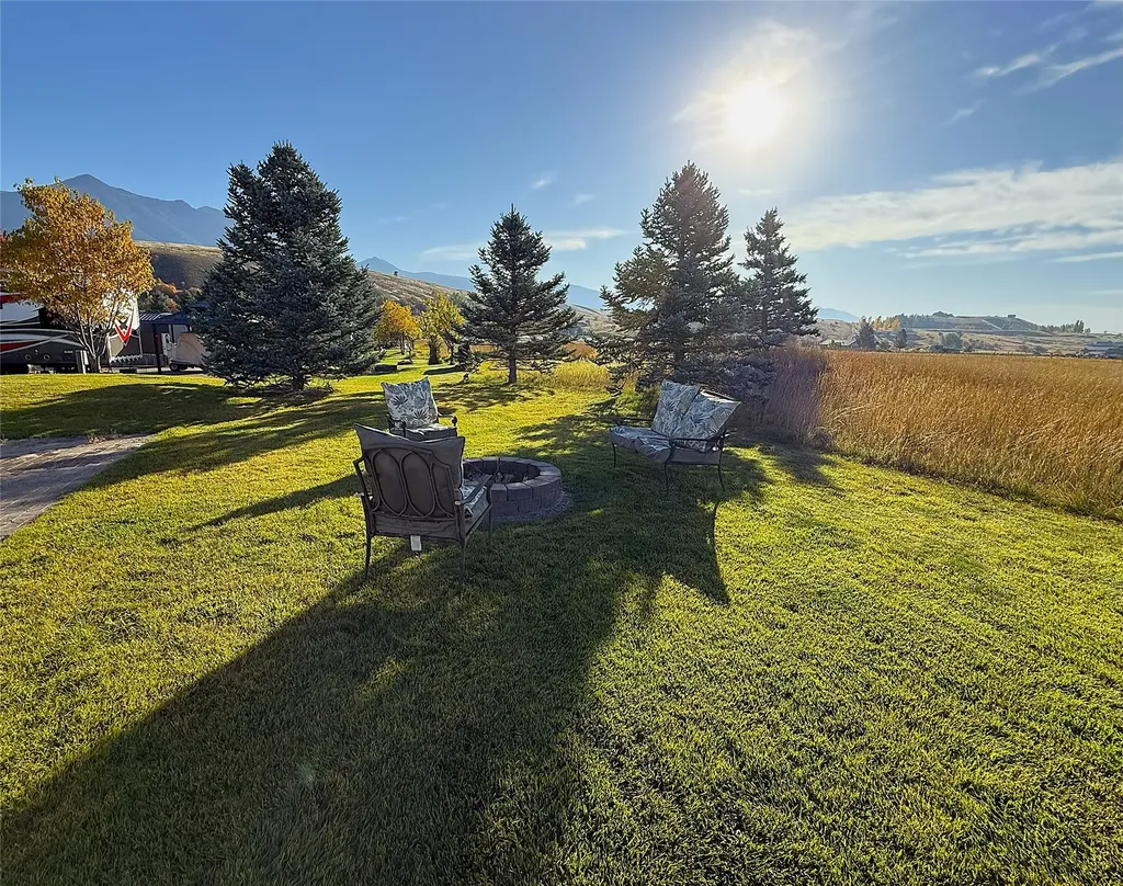 210 Kingfisher Loop Eureka MT 59917