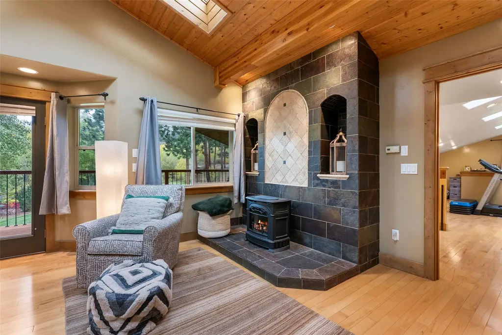 895 W Cow Creek Road Hamilton MT 59840