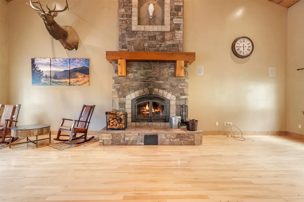 895 W Cow Creek Road Hamilton MT 59840