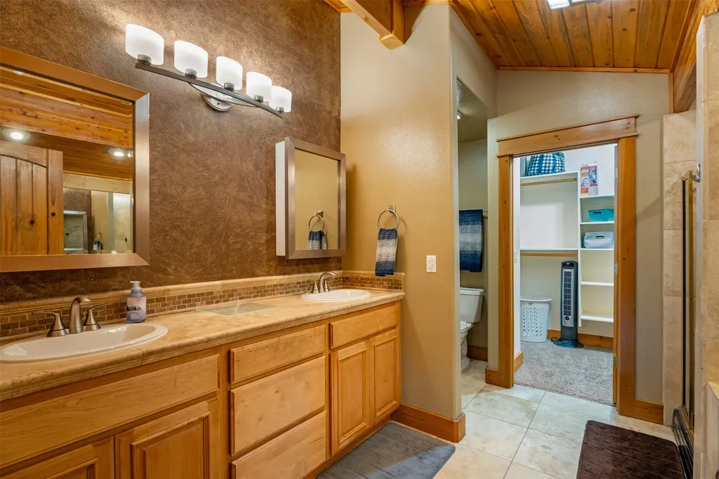 895 W Cow Creek Road Hamilton MT 59840