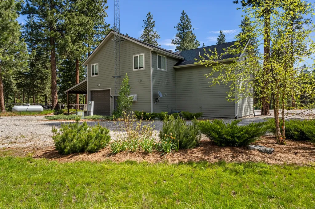 895 W Cow Creek Road Hamilton MT 59840