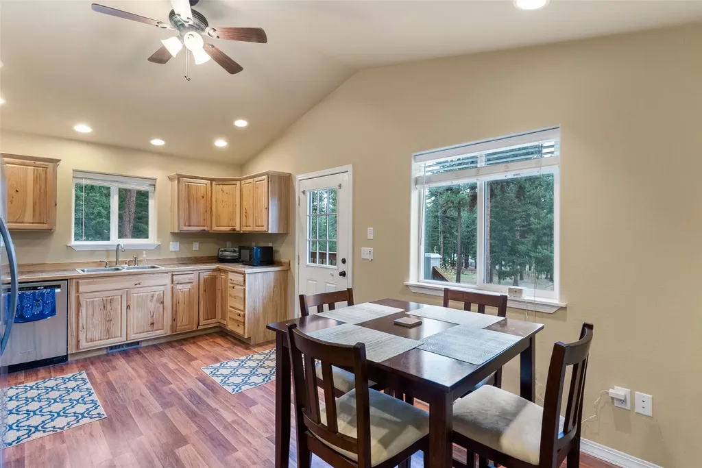 895 W Cow Creek Road Hamilton MT 59840
