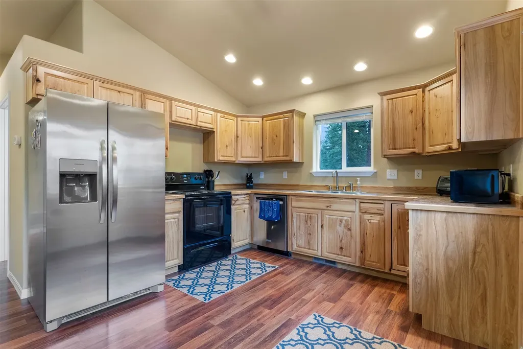 895 W Cow Creek Road Hamilton MT 59840