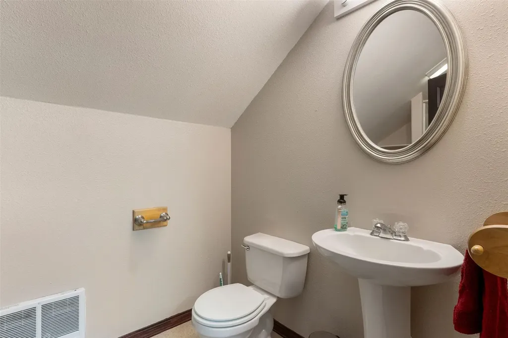 895 W Cow Creek Road Hamilton MT 59840