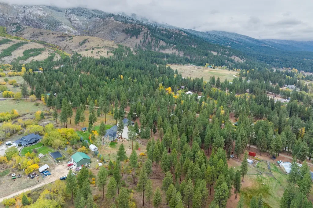 895 W Cow Creek Road Hamilton MT 59840