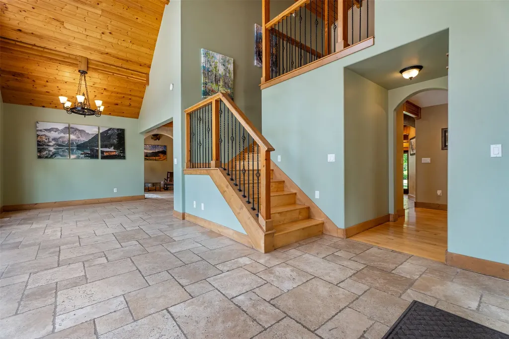 895 W Cow Creek Road Hamilton MT 59840