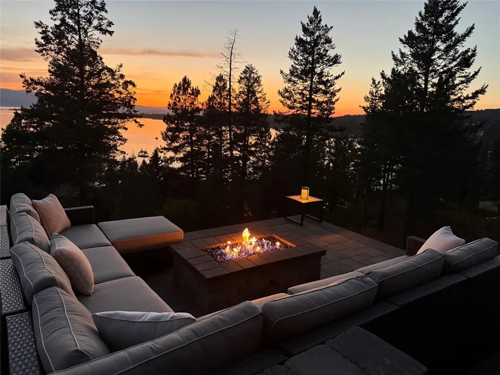 304 Whisper Ridge Drive Bigfork MT 59911