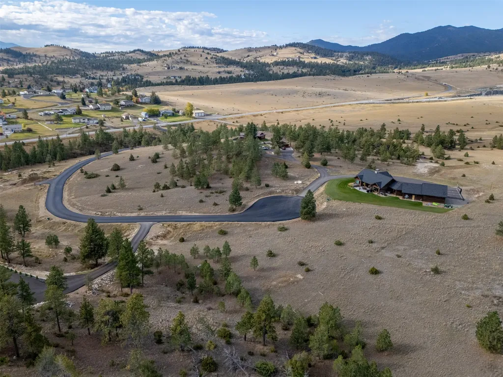 10 Raven Ridge Road Clancy MT 59634