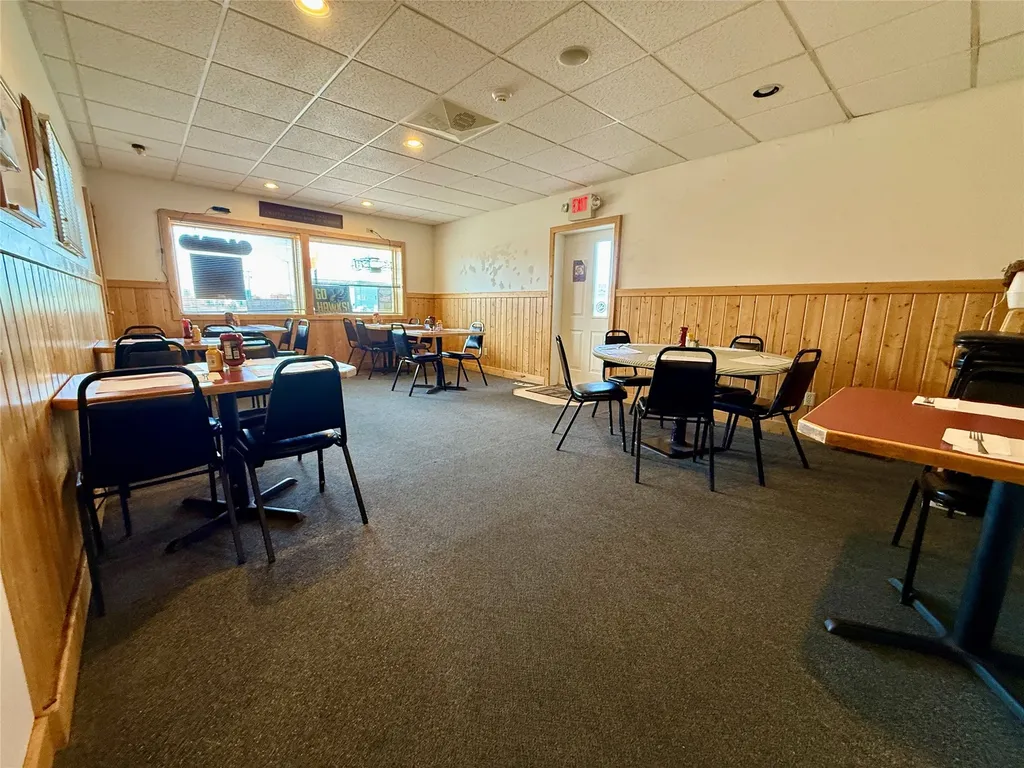 11 E Washington Avenue Chester MT 59522