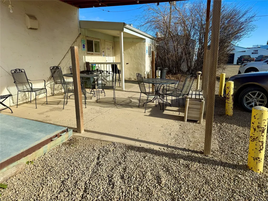 11 E Washington Avenue Chester MT 59522