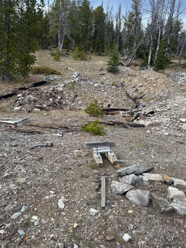 Tbd Dark Horse Mining Claim Deer Lodge MT 59722