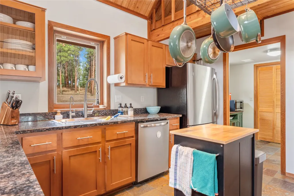 795 Bourne Lane Victor MT 59875
