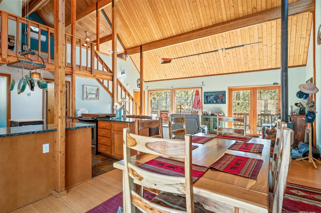 795 Bourne Lane Victor MT 59875
