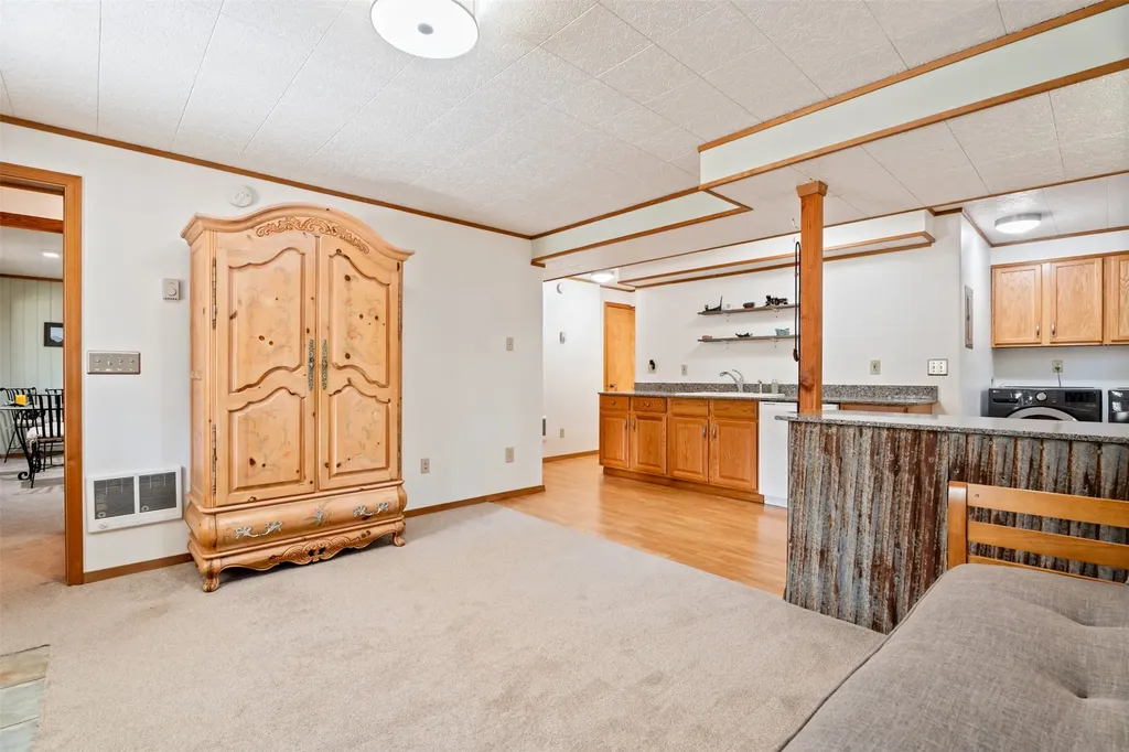 795 Bourne Lane Victor MT 59875