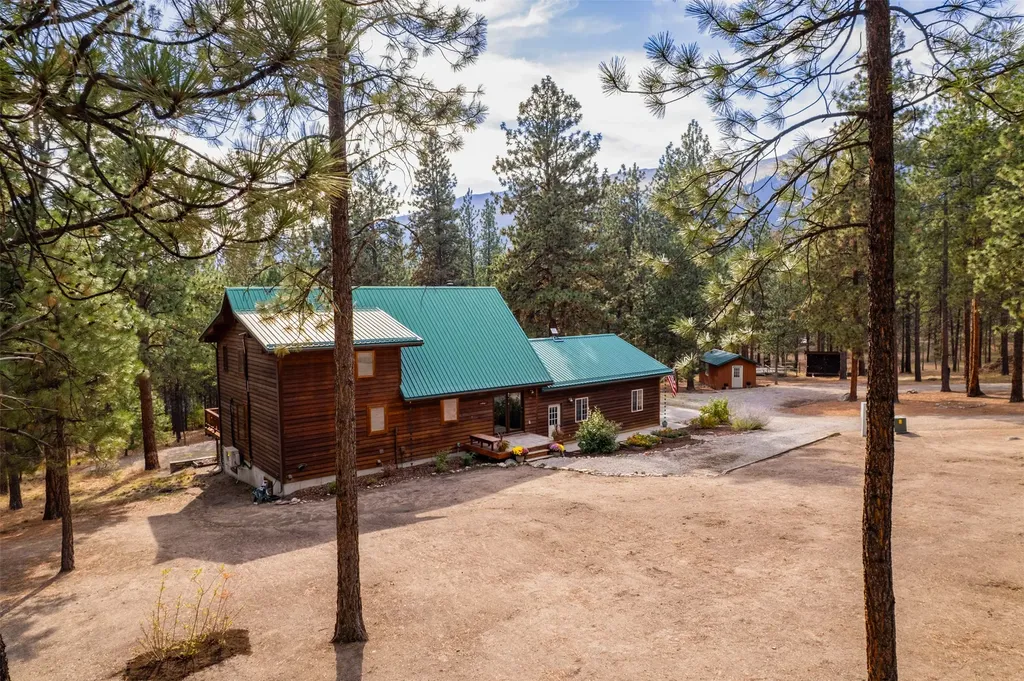 795 Bourne Lane Victor MT 59875