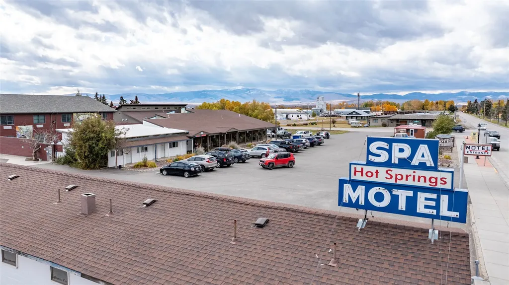 202 And 301 W Main Street White Sulphur Springs MT 59645