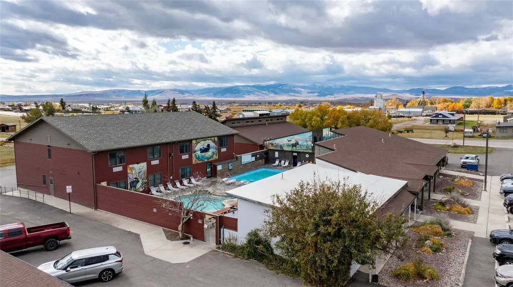 202 And 301 W Main Street White Sulphur Springs MT 59645