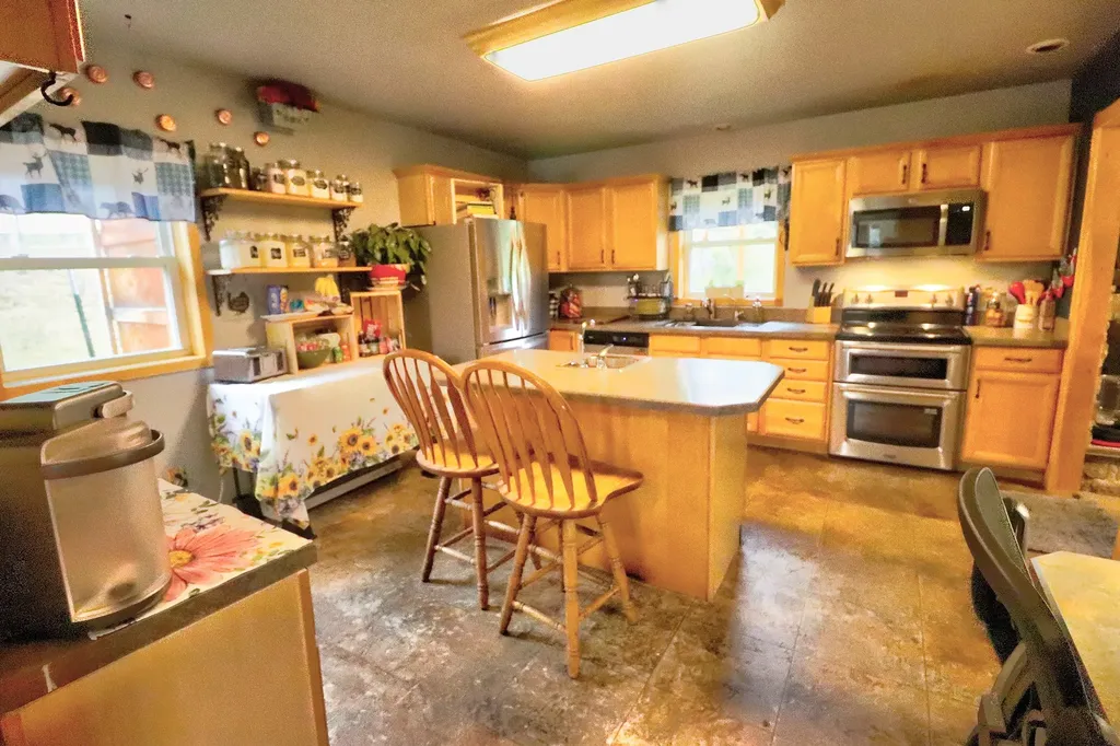 187 Edwards Gulch Road Drummond MT 59832